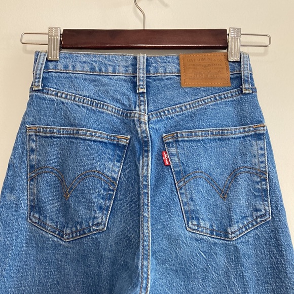 Levi’s Ribcage Straight Ankle Blue Jeans Size 24 Raw Hem Fray Stonewash 90s - Picture 4 of 13